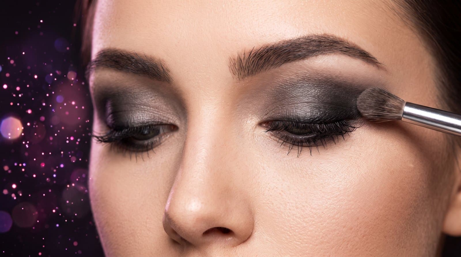 Smokey eye clásico paso a paso